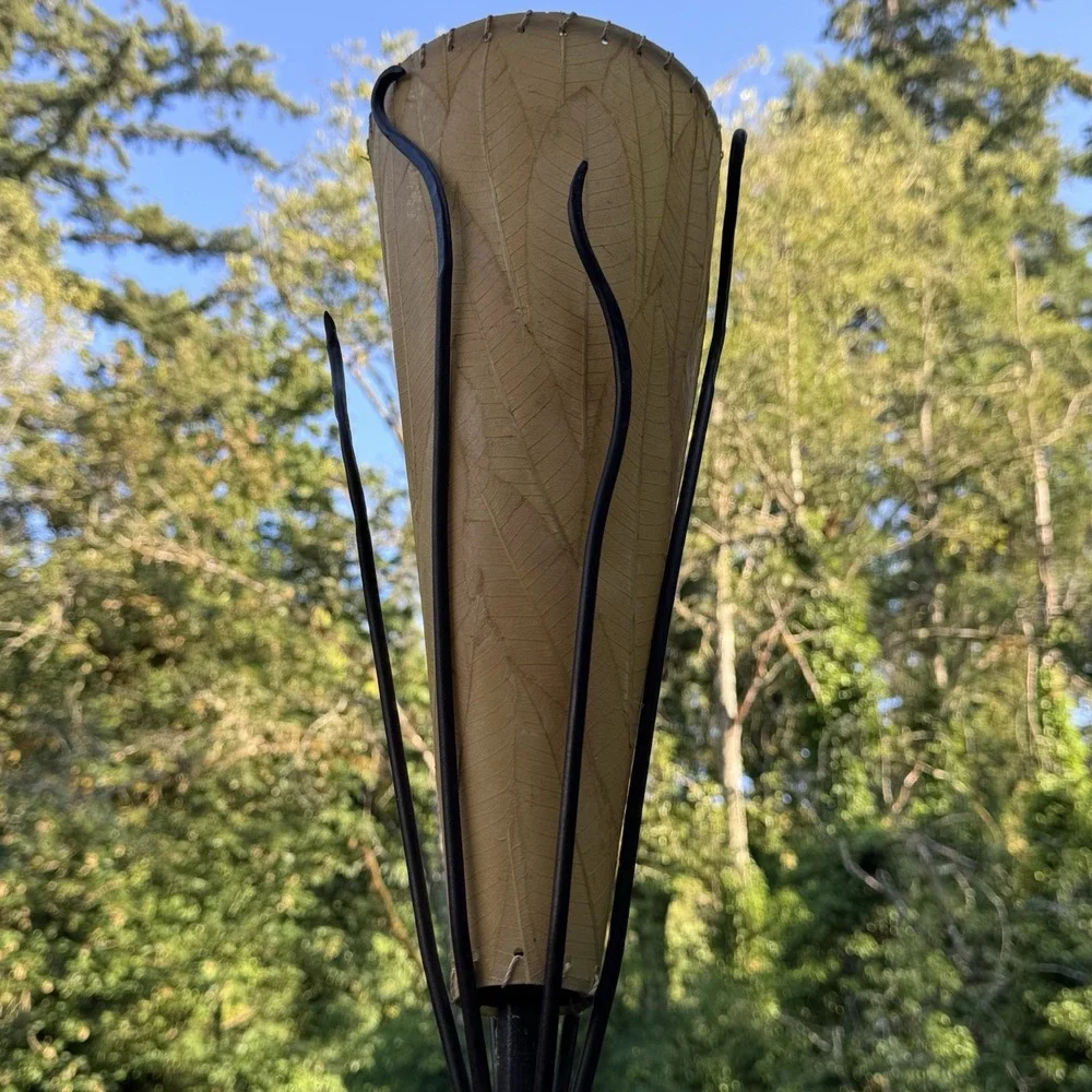Torchère‑Style Lamp Amber Cocoa Leaf Cone & BOHO Wrought Iron Rock Base 28